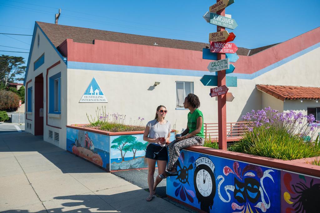 Monterey Hostel Exterior photo